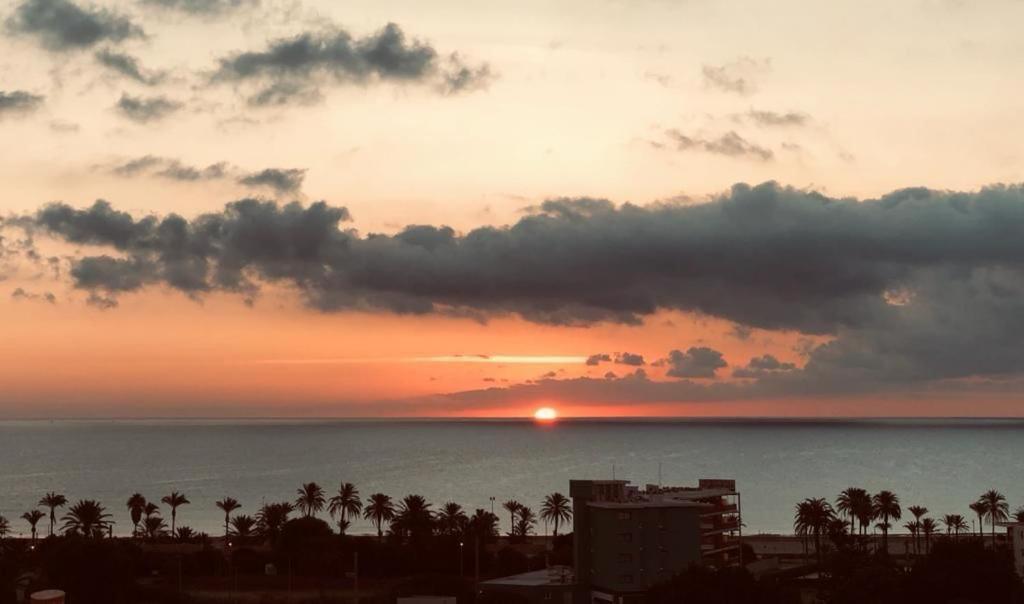 Hotel Almirante Αλικάντε Εξωτερικό φωτογραφία